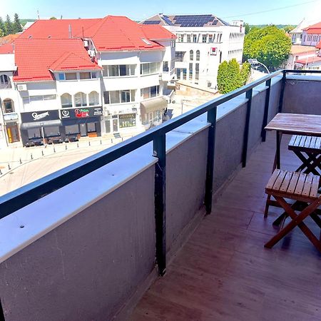 Old Town View- Ultracentral Apartment 트르고비슈테 외부 사진